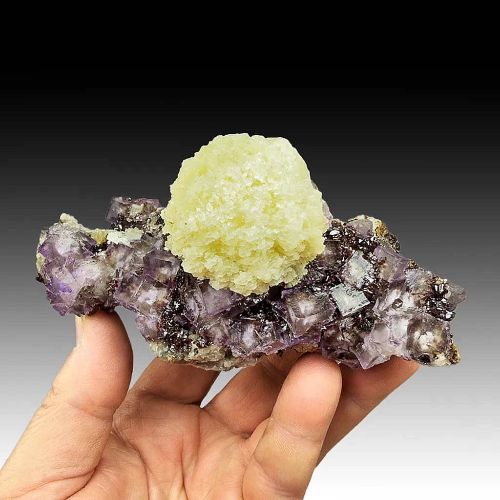 Barite with Fluorite, Sphalerite, Quartz image