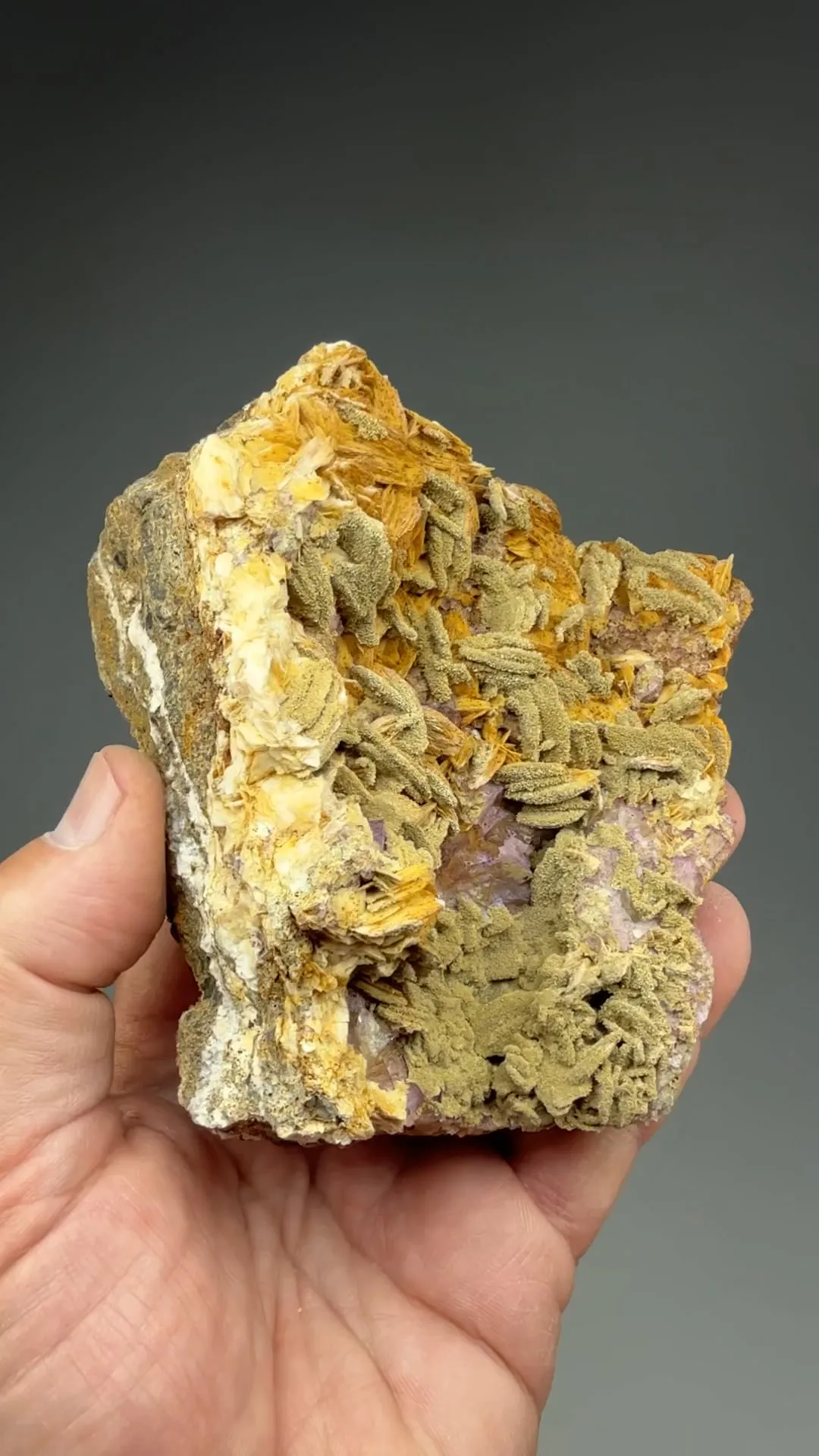 Barite with Hemimorphite, Fluorite - image 2