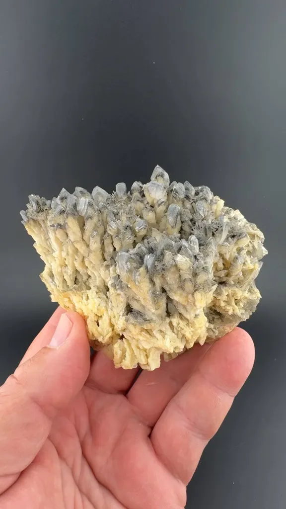 Barite with Jamesonite image