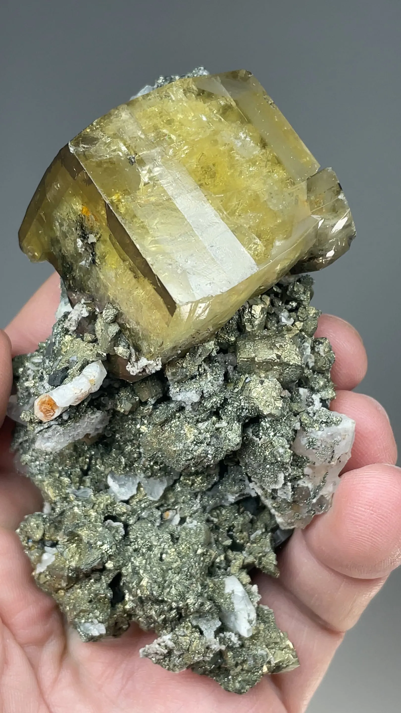 Barite with Marcasite - image 2