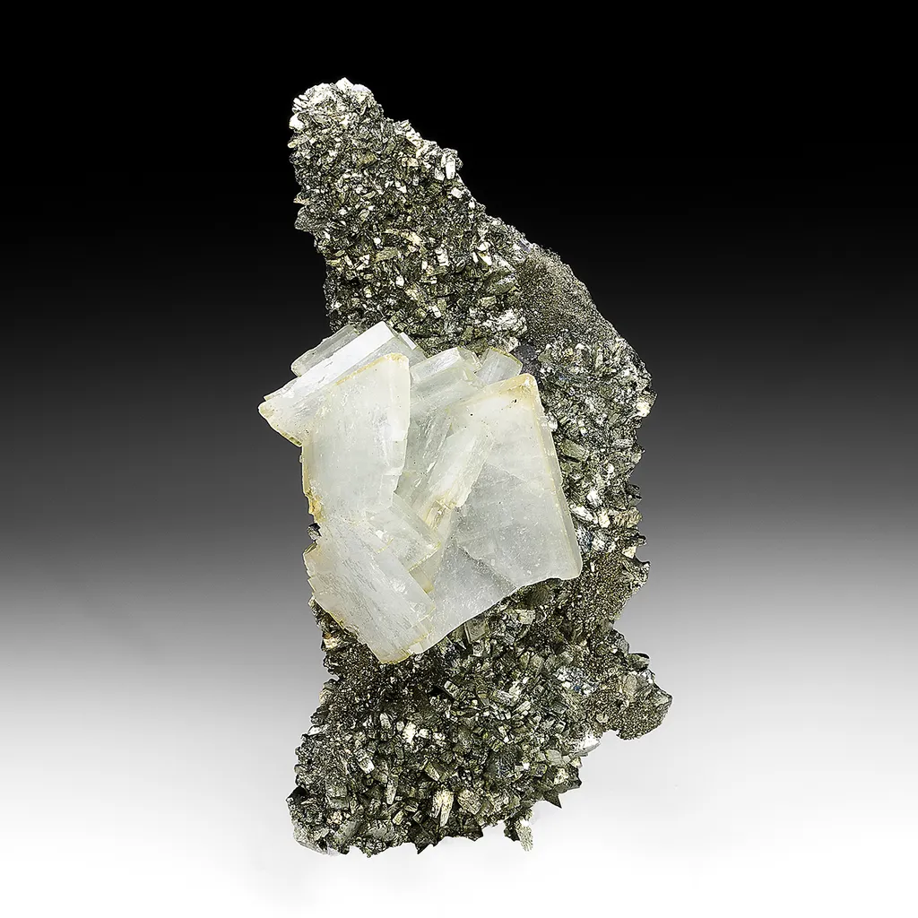 Barite with Marcasite image