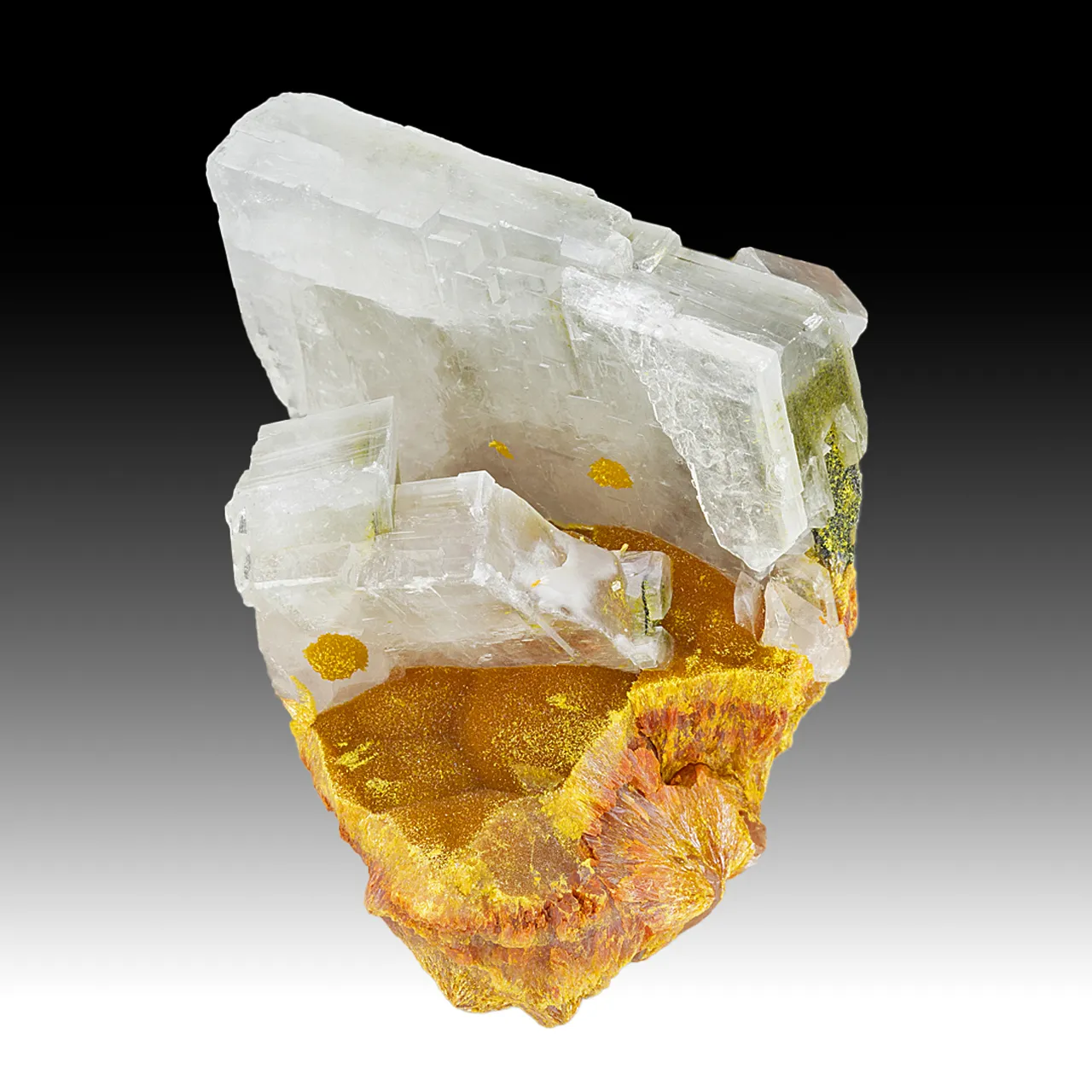 Barite with Orpiment - image 1