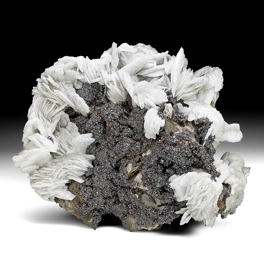 Barite with Sphalerite image