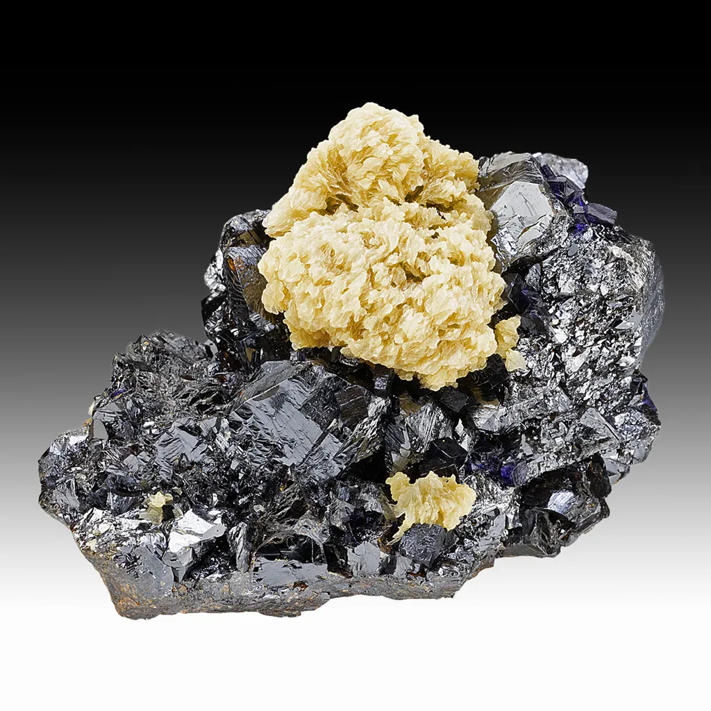Barite with Sphalerite image