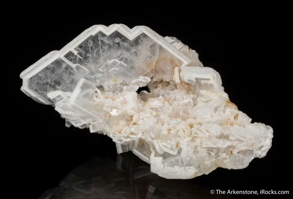 Barite with zoned edges image