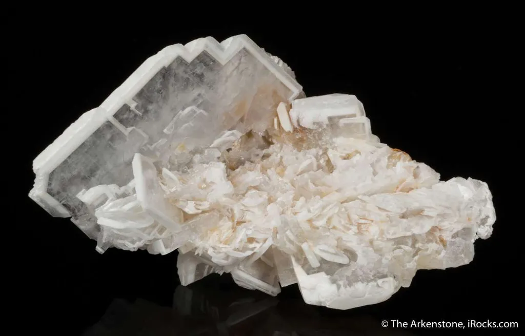 Barite with zoned edges - image 3