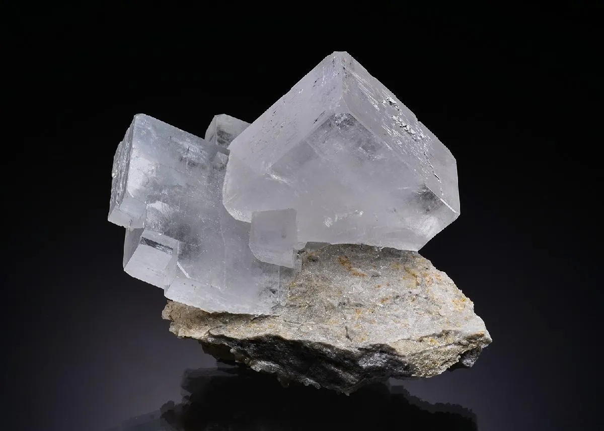 BARYTE - image 1