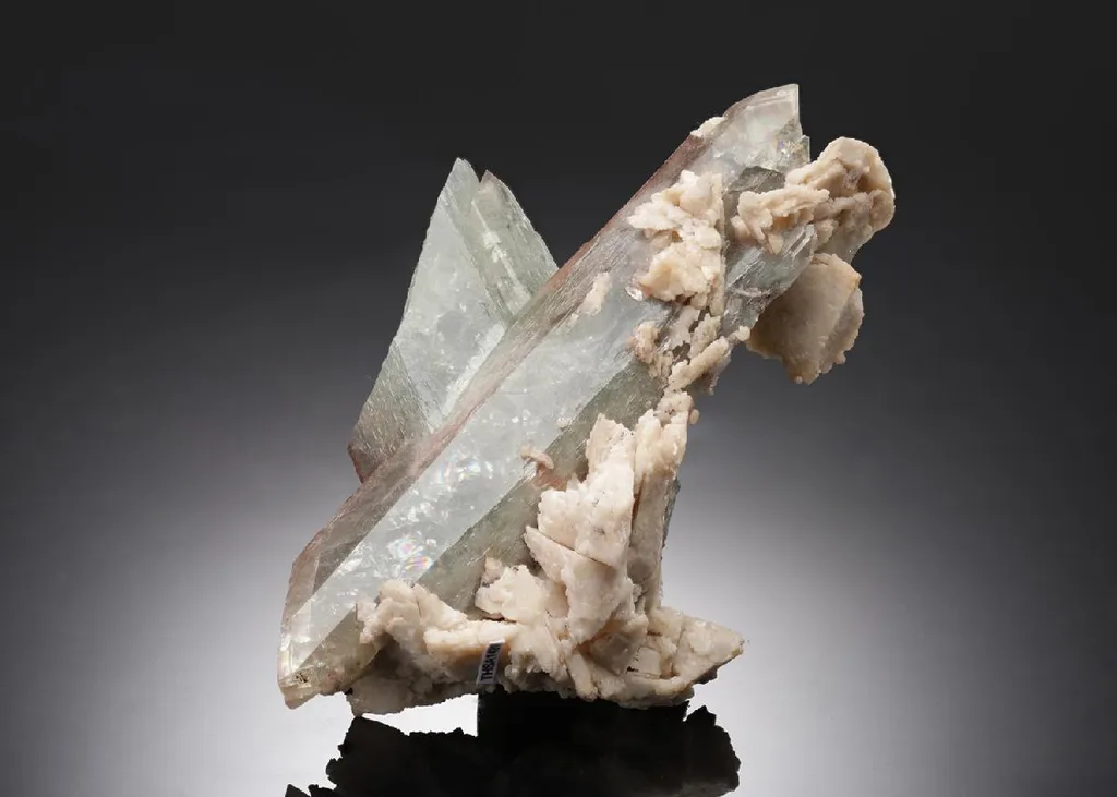 Baryte and Dolomite image