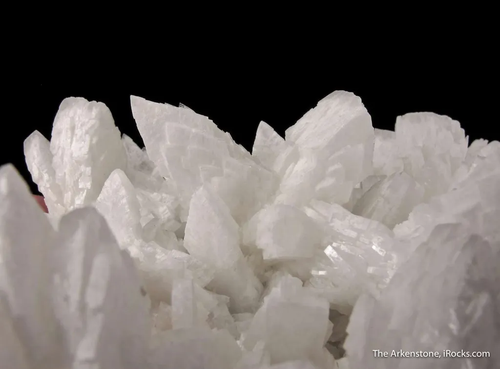 Baryte (fl) on Fluorite - image 5