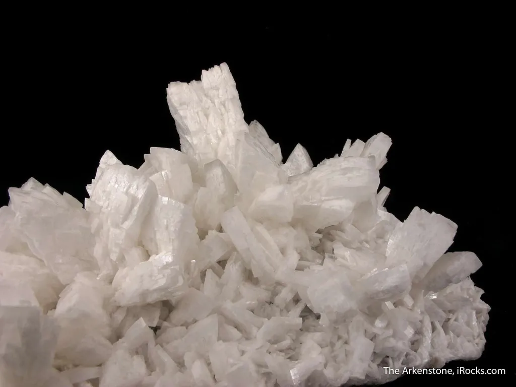 Baryte (fl) on Fluorite - image 2