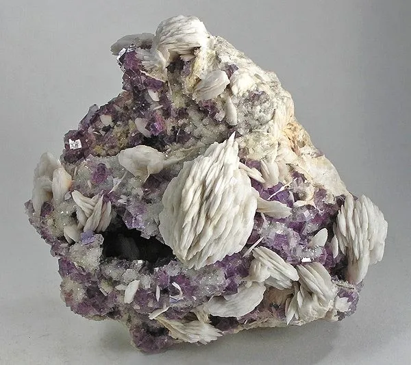 Baryte, Fluorite image