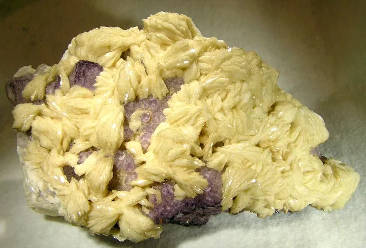 Baryte, Fluorite image
