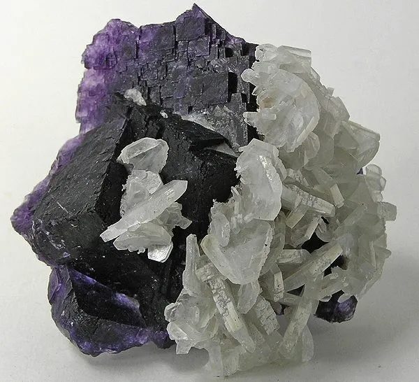 Baryte, Fluorite image