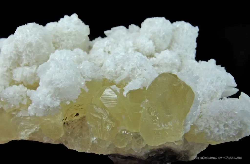 Baryte on Calcite, on Fluorite - image 6