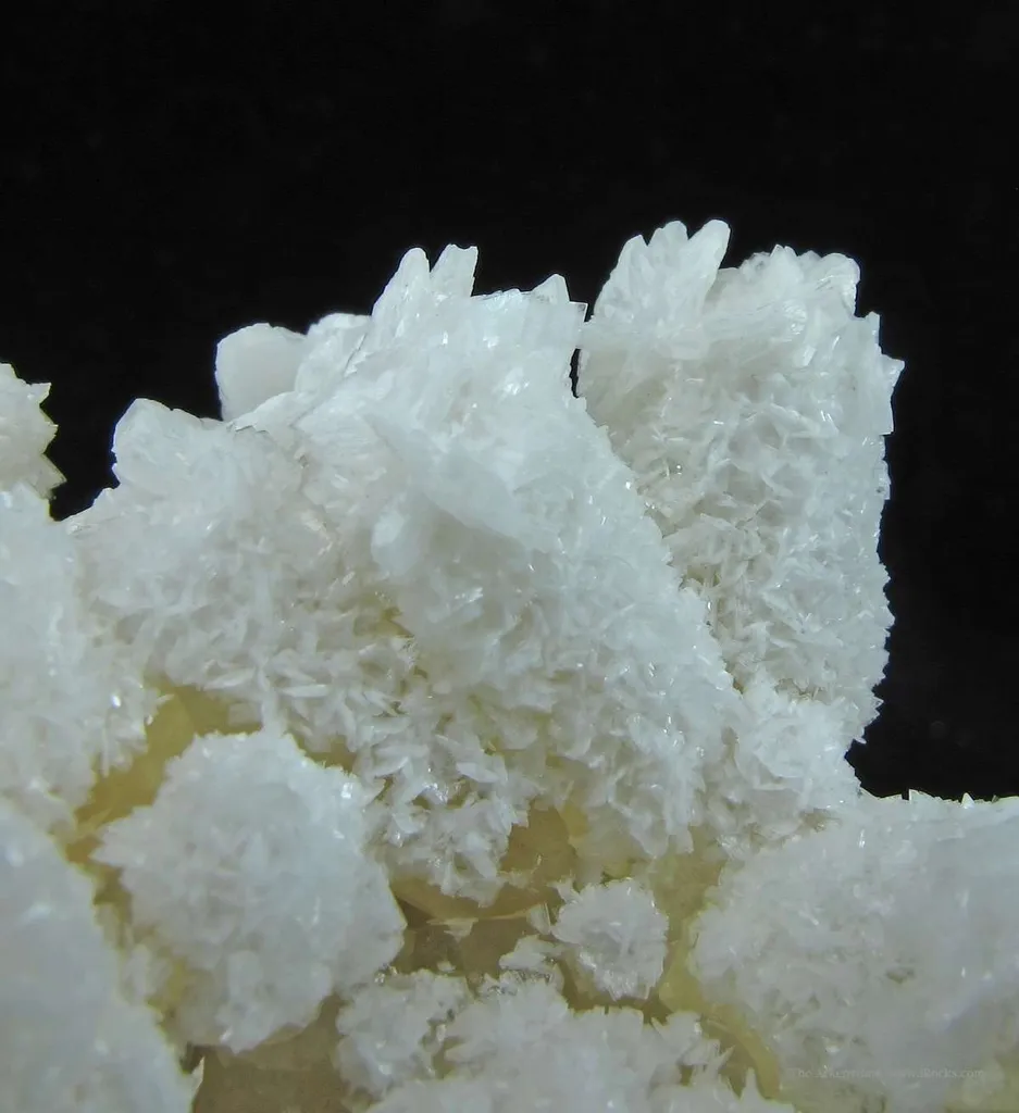 Baryte on Calcite, on Fluorite - image 2