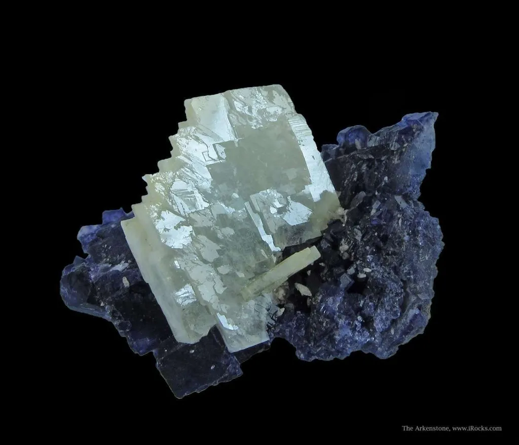 Baryte on Fluorite - image 2