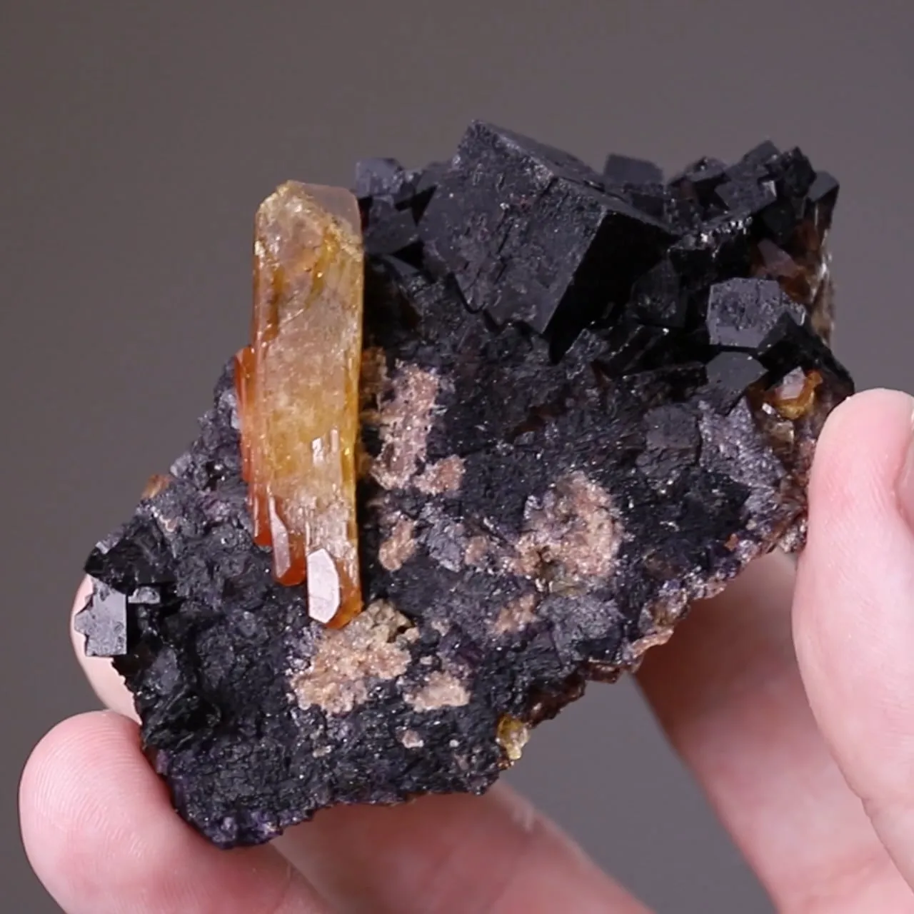 Baryte on Fluorite - image 2