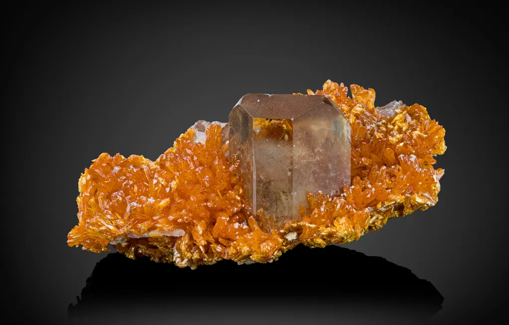 Baryte on Orpiment image