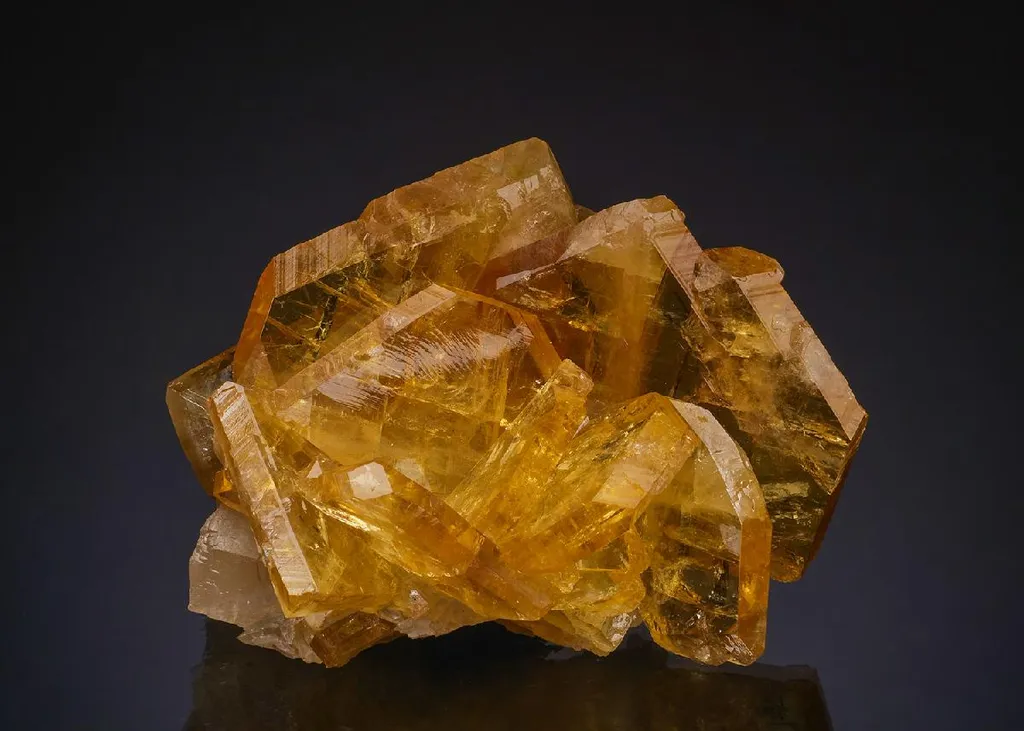 Baryte with Calcite image