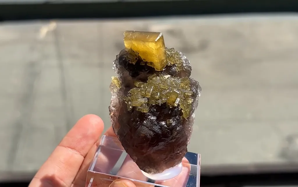 Baryte with Fluorite - image 5