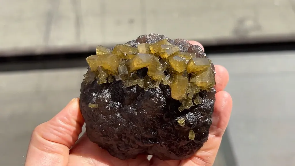 Baryte with Fluorite - image 4