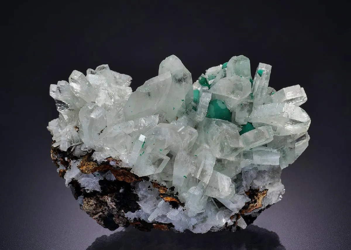 BARYTE with Malachite - image 1