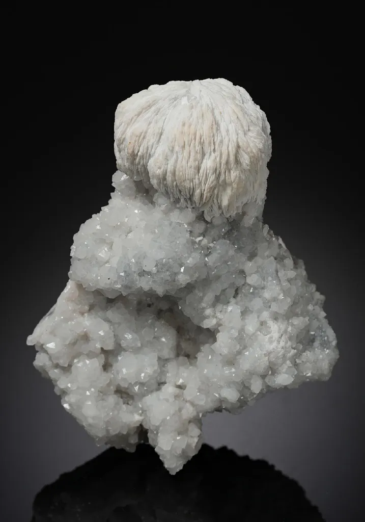 Baryte with Quartz image