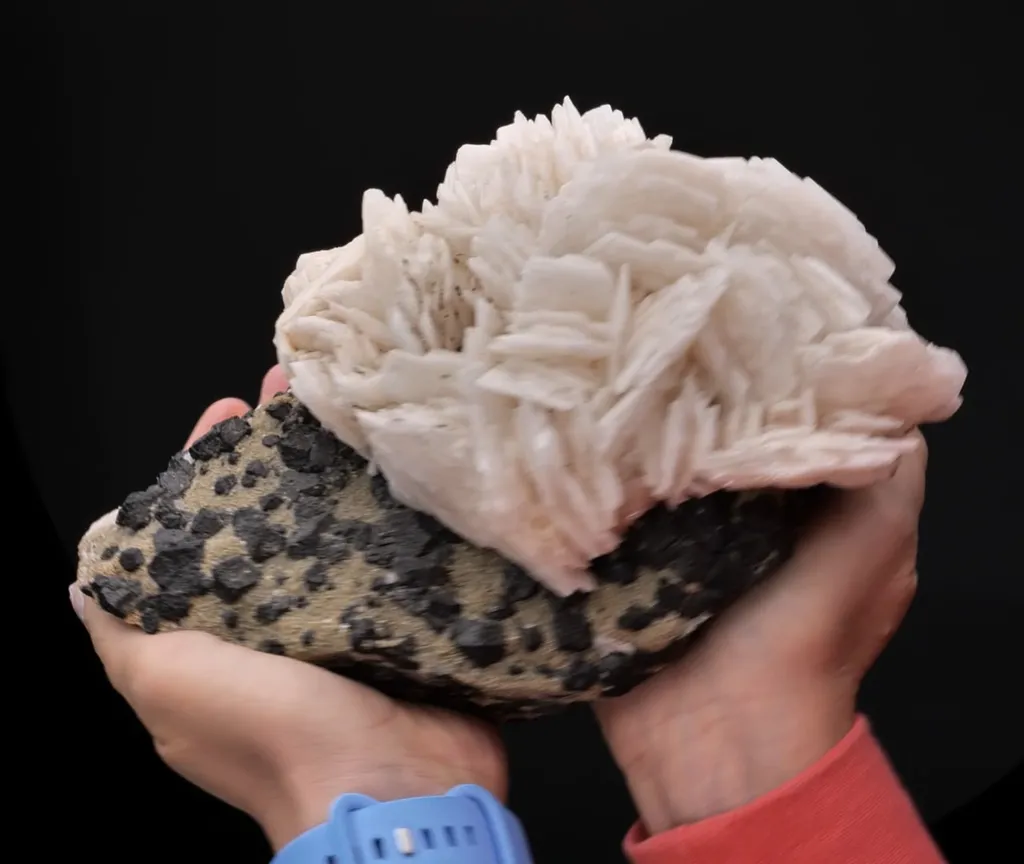 Baryte with Sphalerite - image 2