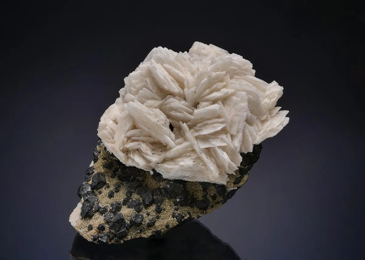 Baryte with Sphalerite - image 1