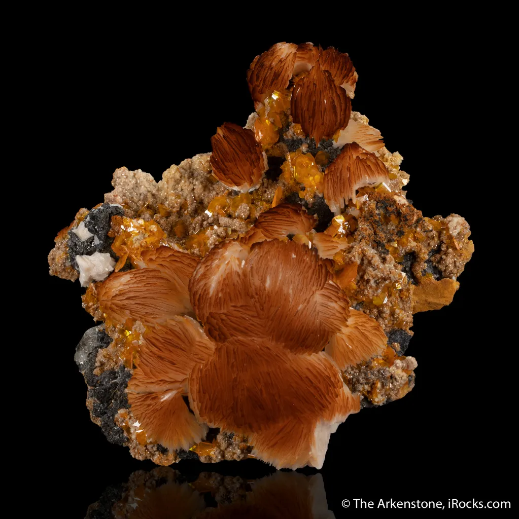 Baryte with Wulfenite image