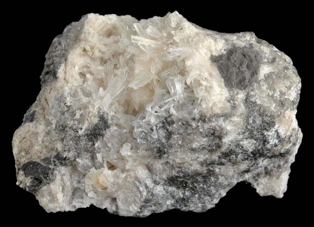 Barytocalcite image