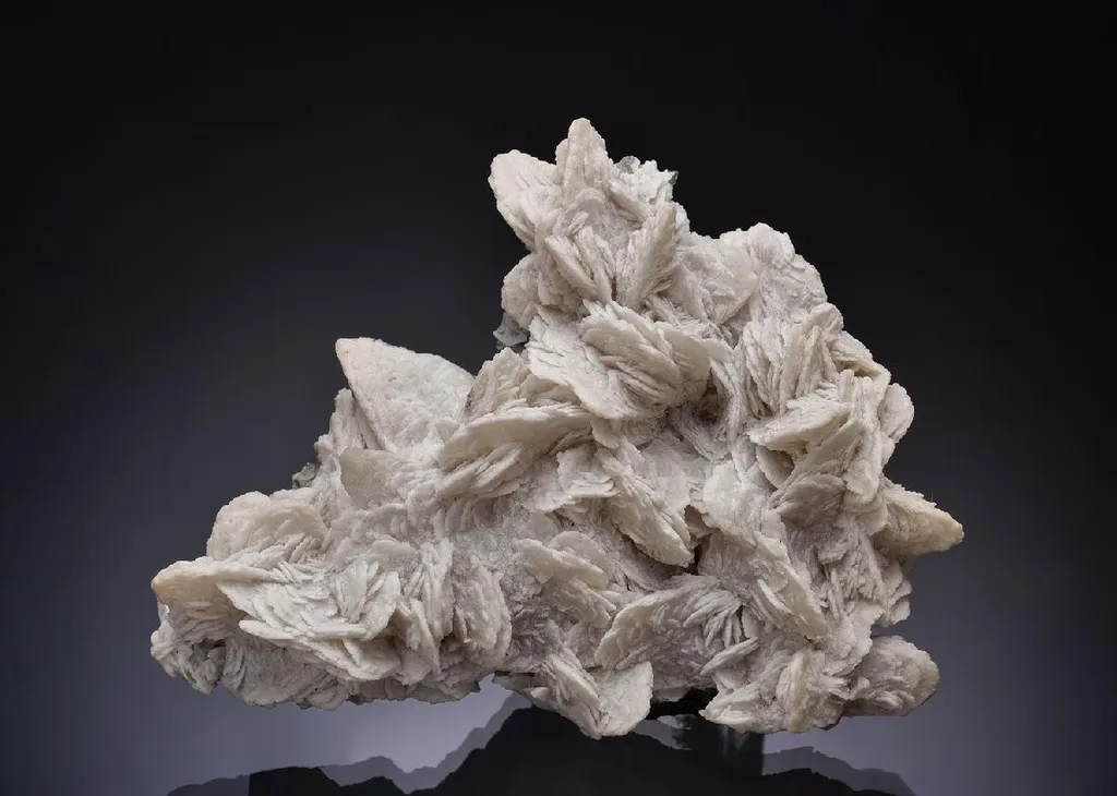 Barytocalcite image