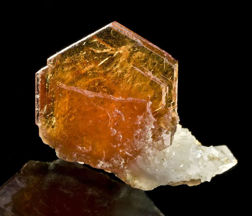 Bastnaesite-Ce on Calcite - image 4
