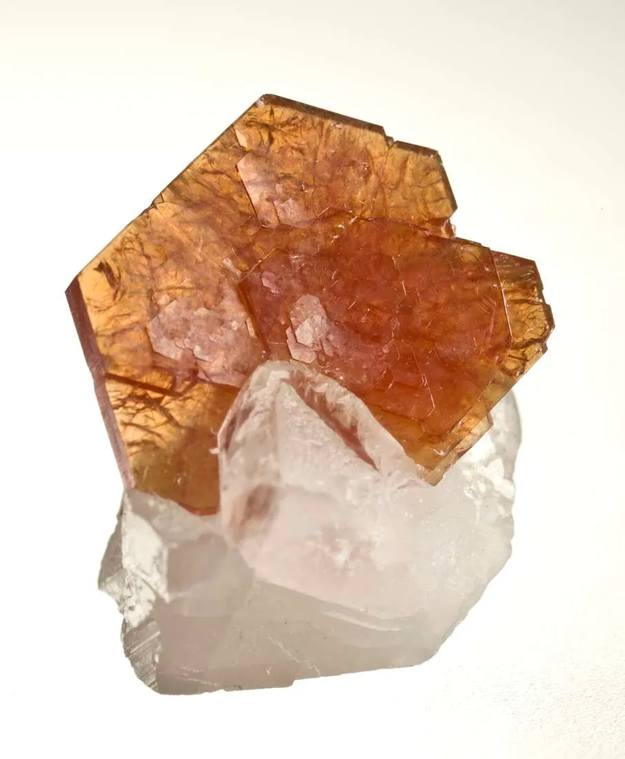 Bastnaesite-Ce on Calcite - image 3