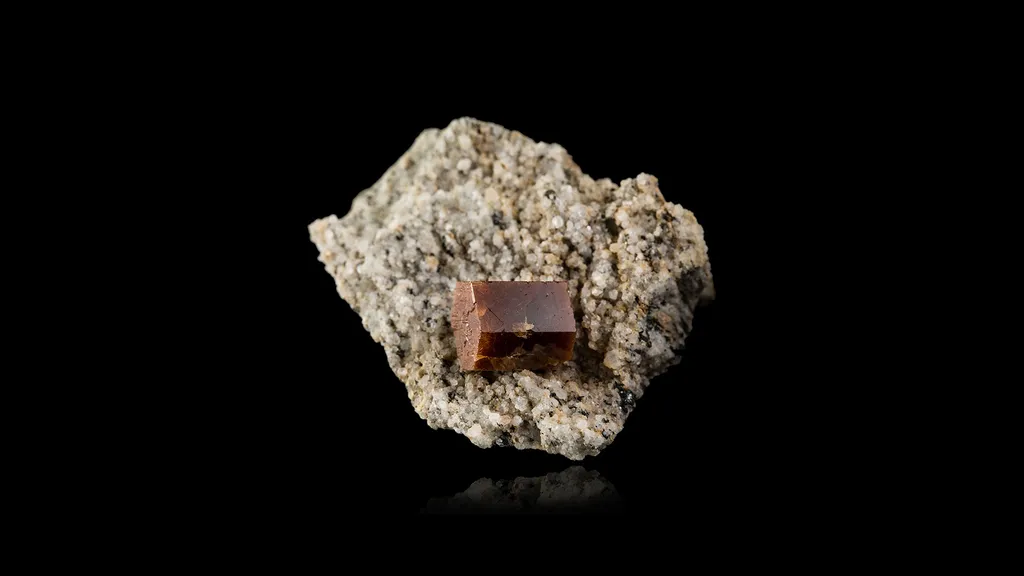 Bastnäsite image