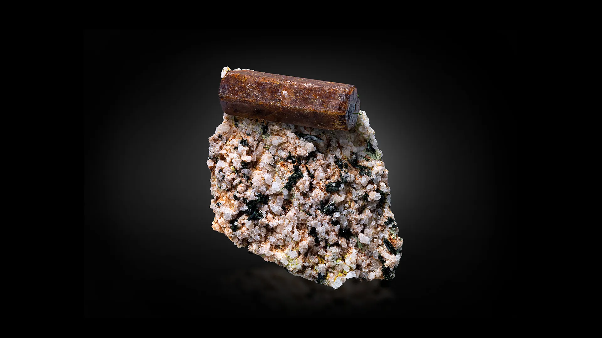 Bastnäsite - image 1