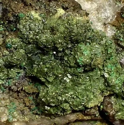 Bayldonite, Quartz - image 2