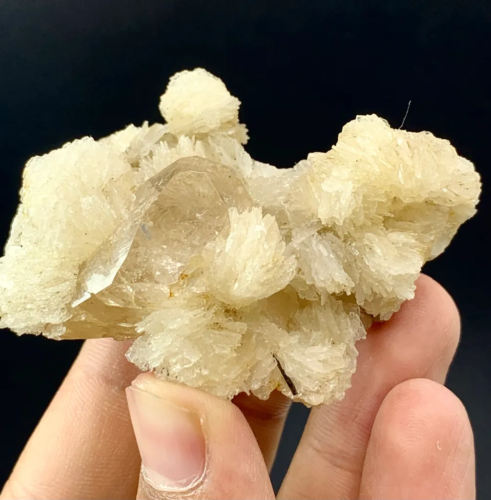 Beautiful Topaz Matrix Have Cleavelandite (Albite) From Pakistan, 58.77G, Gilgit-Baltistan, Skardu District - image 2