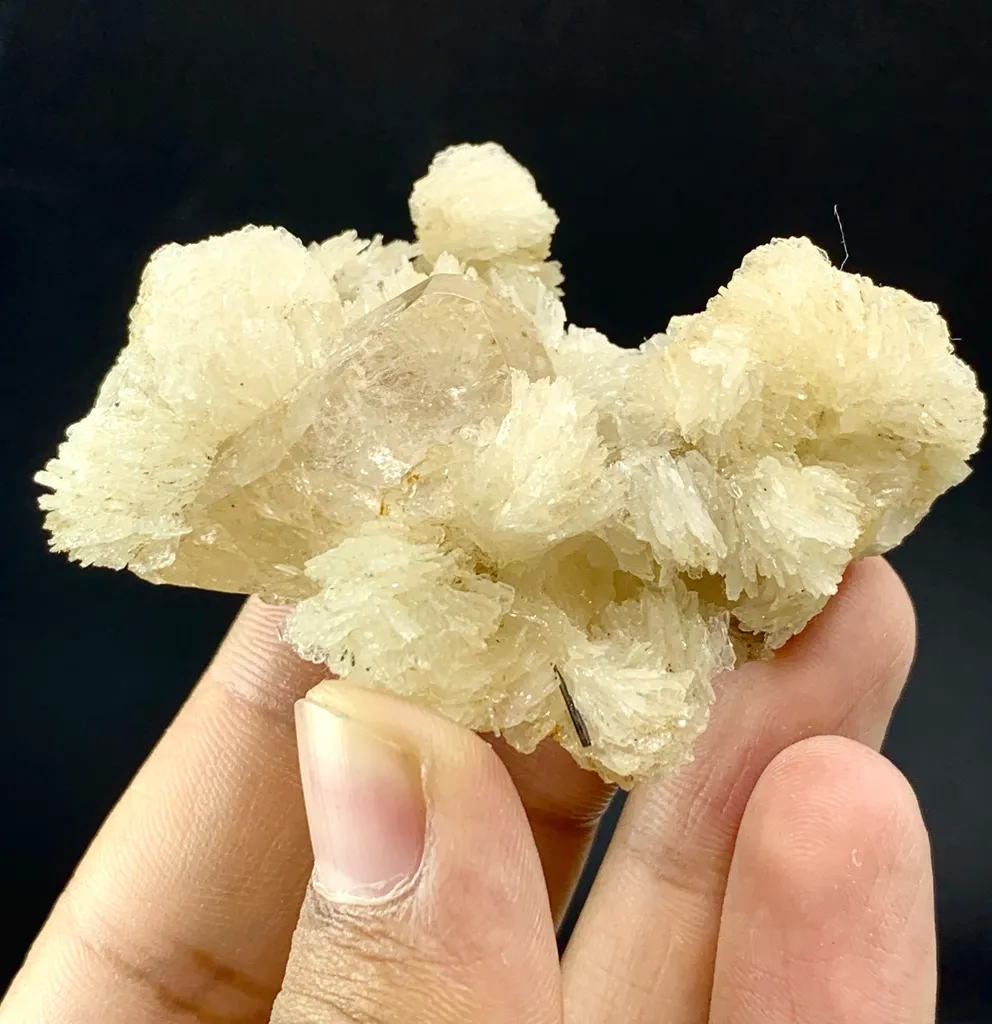 Beautiful Topaz Matrix Have Cleavelandite (Albite) From Pakistan, 58.77G, Gilgit-Baltistan, Skardu District - image 5