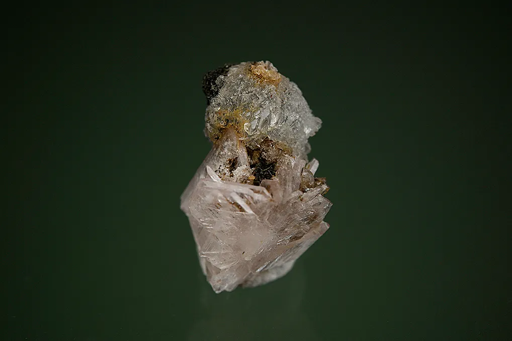 Behoite on Albite - image 3