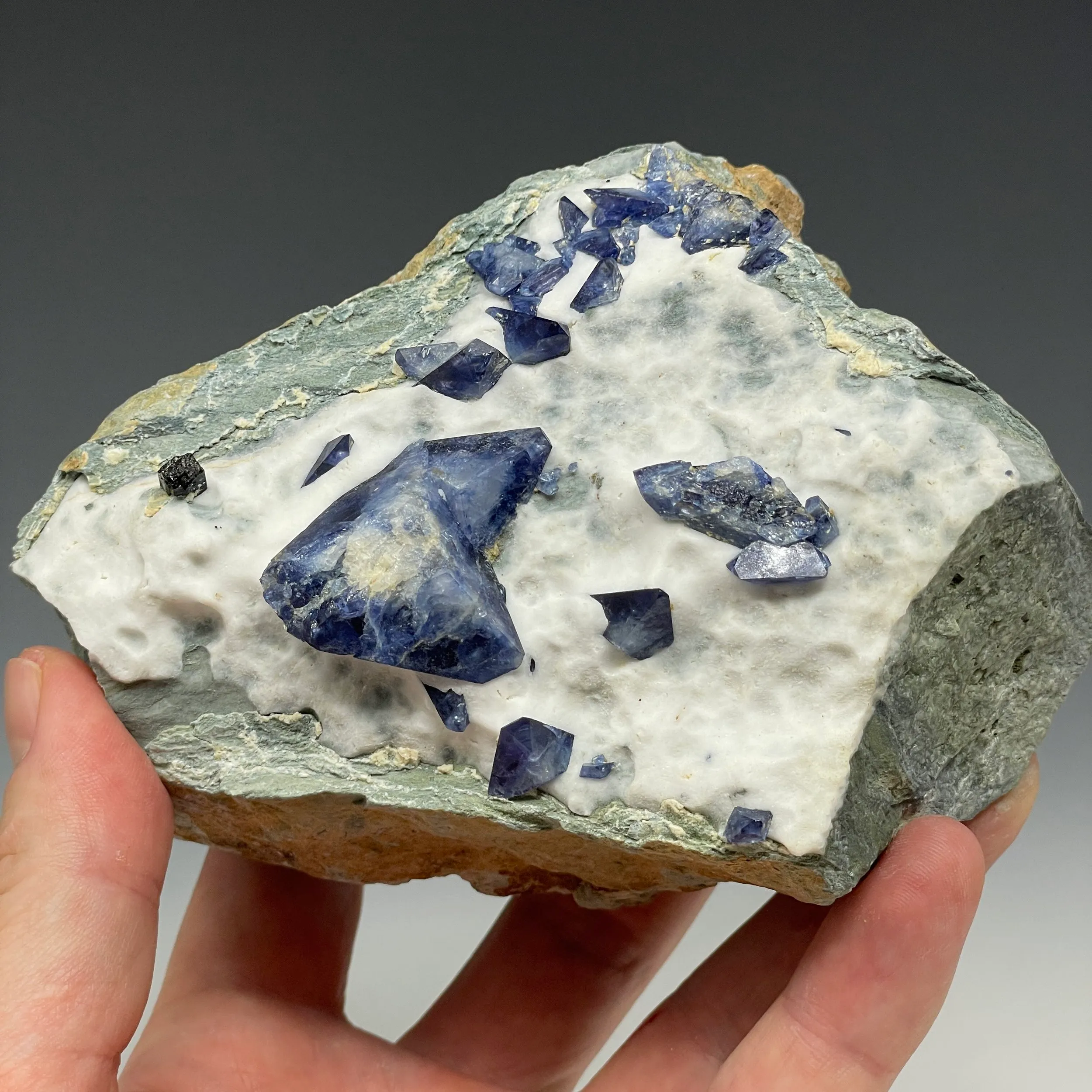 Benitoite - image 3