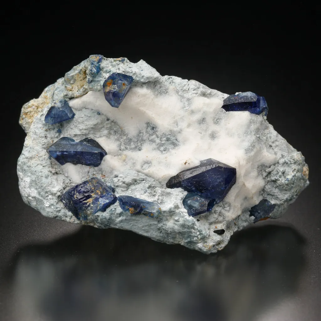Benitoite image