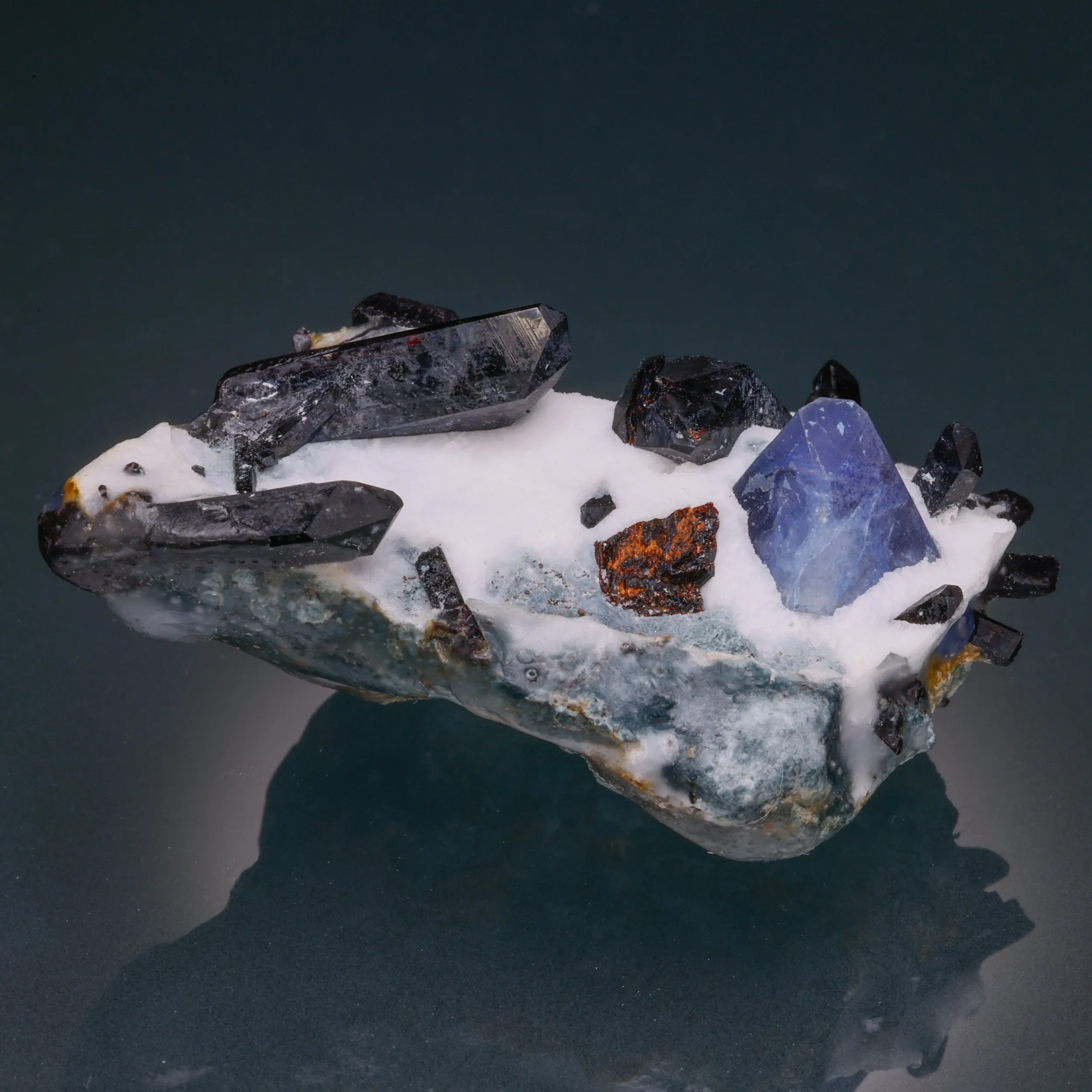 Benitoite - image 1