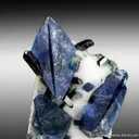 Benitoite and Neptunite - image 6