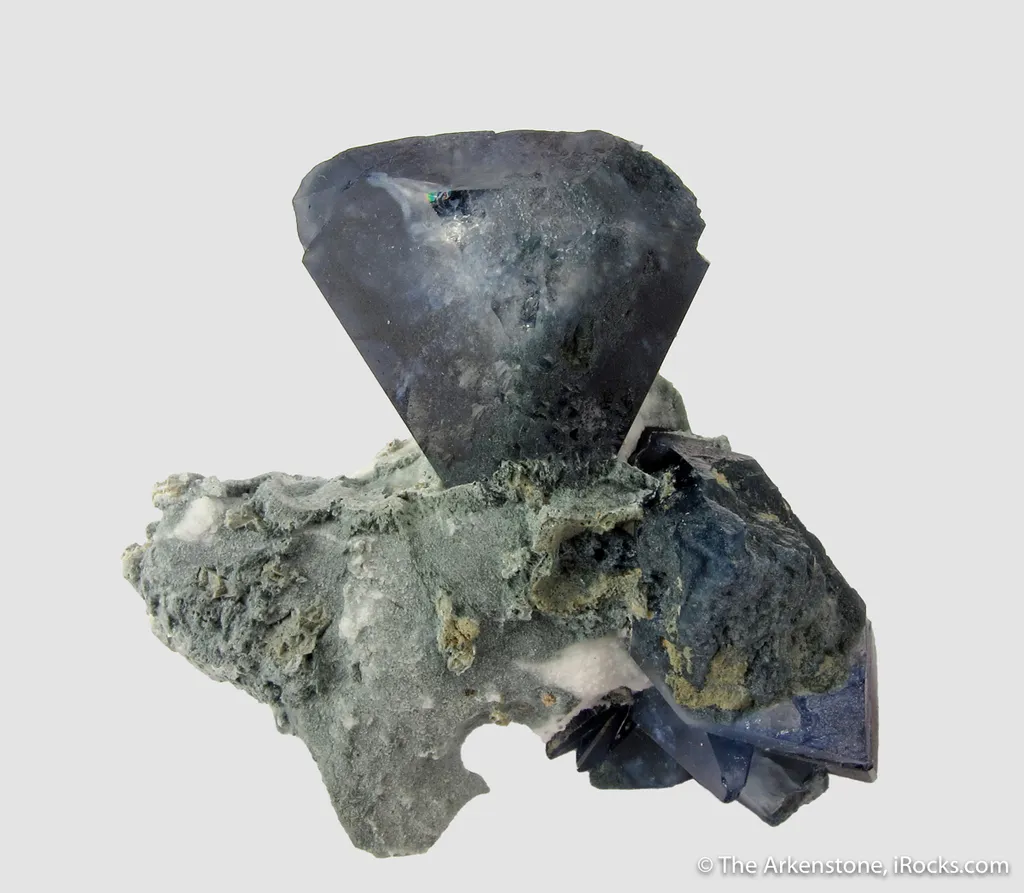 Benitoite - image 4
