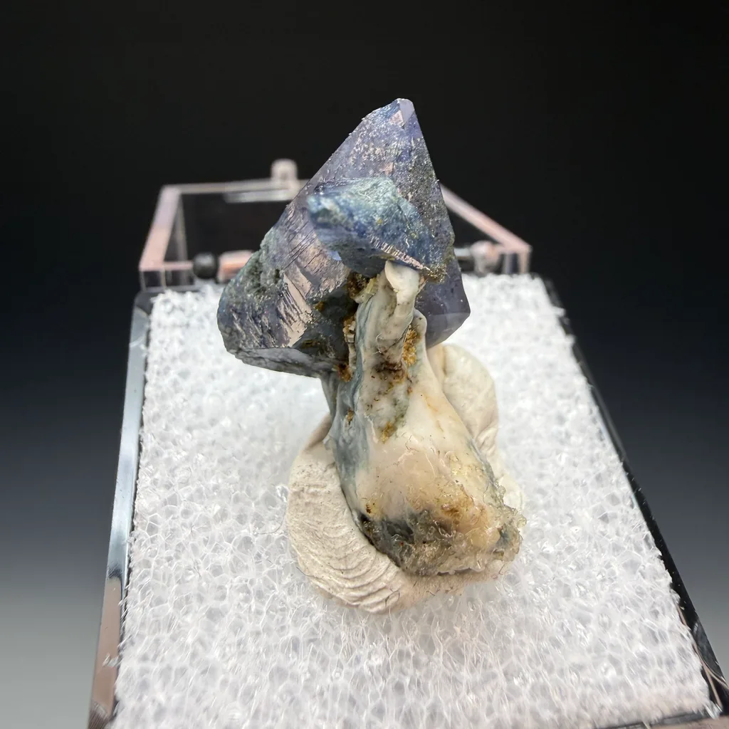 Benitoite from California State Gem Mine, California, USA image