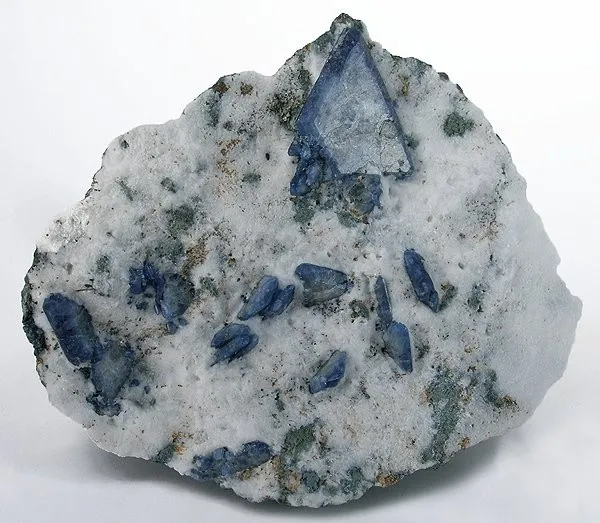 Benitoite, Natrolite image