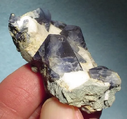 Benitoite, Natrolite - image 2