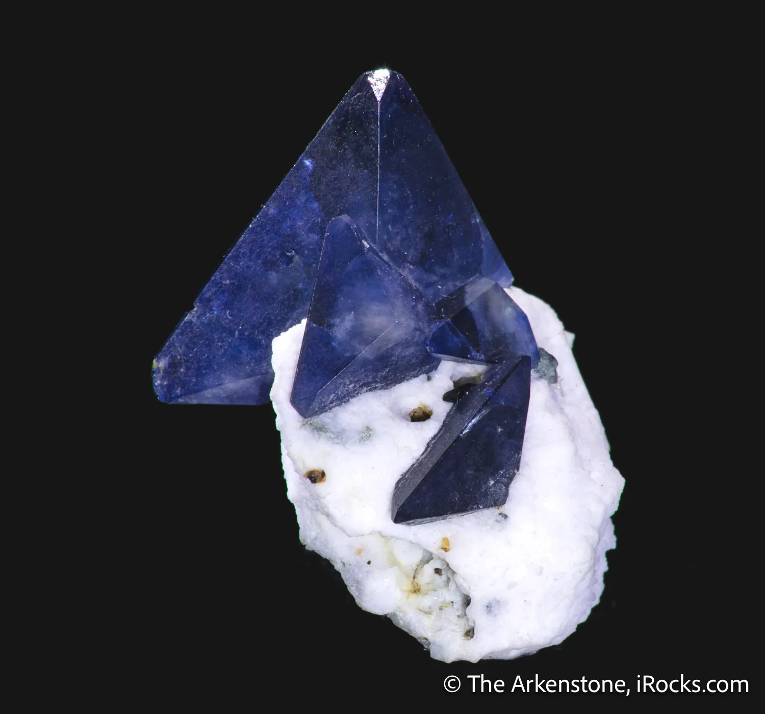 Benitoite on Natrolite - image 1