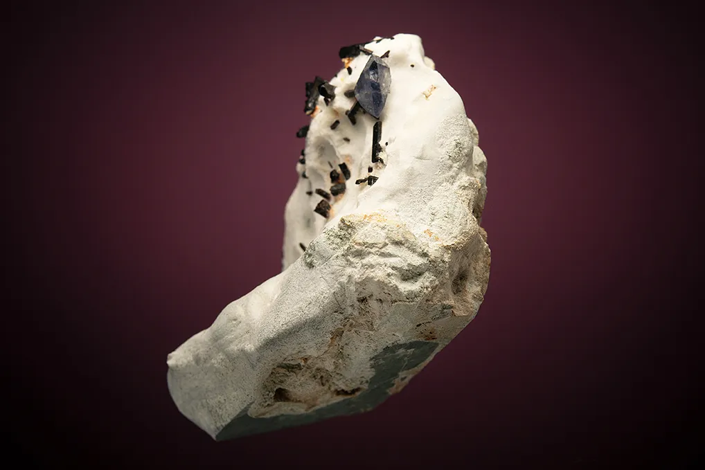 Benitoite with Neptunite - image 3